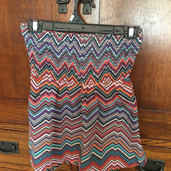 Top - Picture 3 of 4